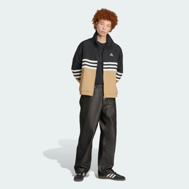 Detalle de Sudadera Adidas Archive en negro: cómoda para el día a día