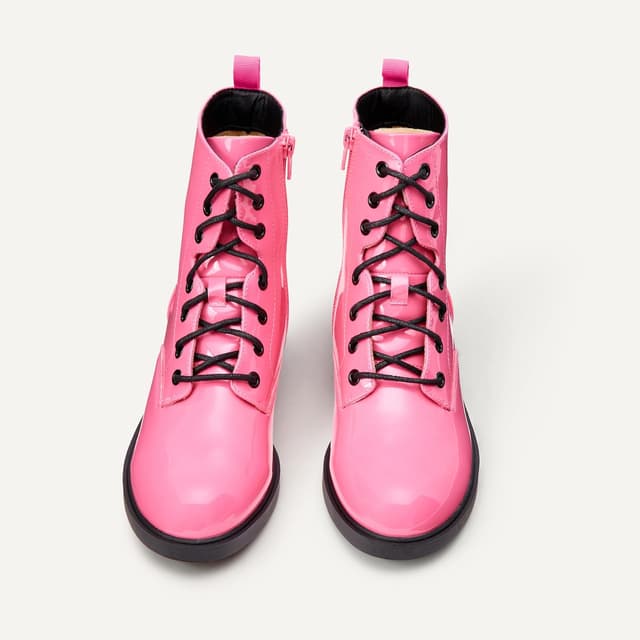 Detalle de Amazon Essentials Girl’s Combat Boots With Zip