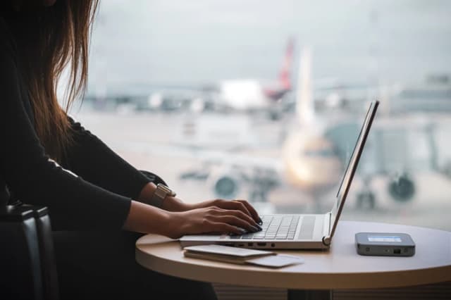 Thumbnail 12 de Netgear Nighthawk M7 Pro MR7540: mobiler WLAN-Router mit Wi‑Fi 7 und Touchscreen