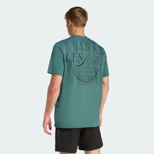 Detalle de adidas LESMILLS Globe Graphic T-Shirt en verde
