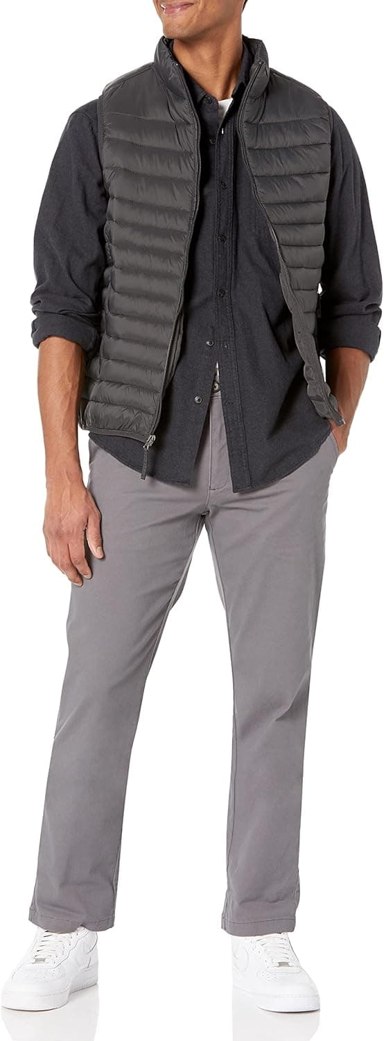 Detalle 1 de Men’s Straight-Fit Stretch Chino Pants 30W x 34L