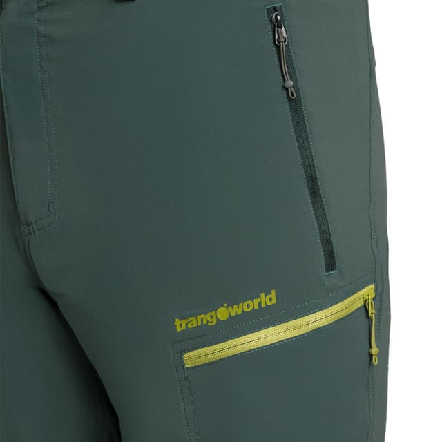 Detalle de Trangoworld Verges 001: pantalón corto de hombre para trekking y senderismo