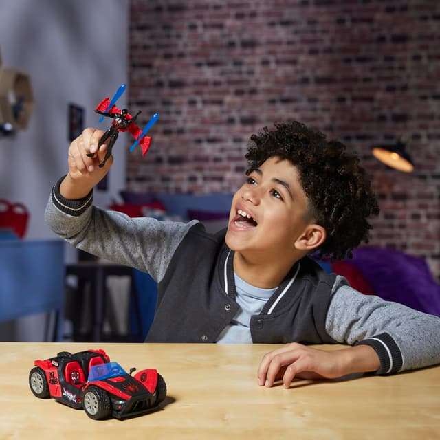 Thumbnail 4 de Marvel Press Miles Morales 10 cm con auto giocattolo