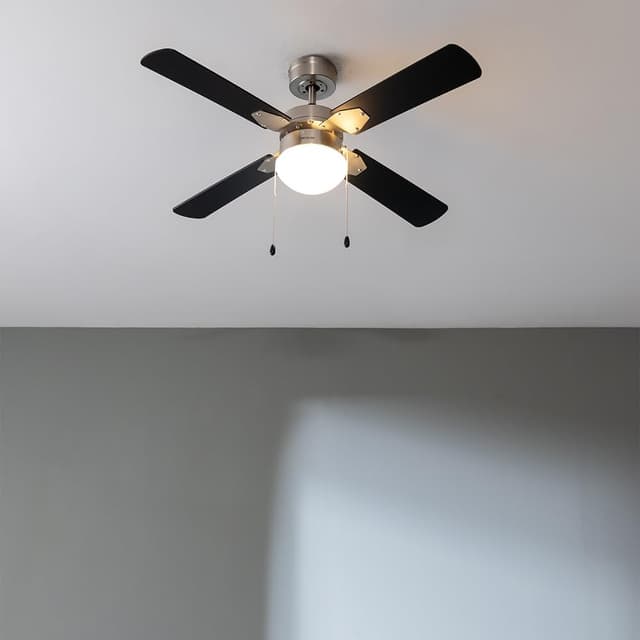 Detalle 2 de Cecotec EnergySilence Aero 450 IronBlack da soffitto con luce, 50 W, 106 cm e 3 velocità