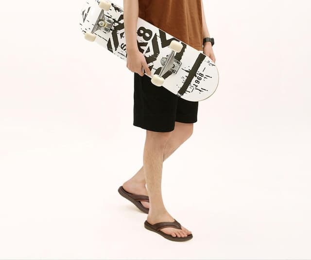 Detalle de KuaiLu Men’s Sport Thong Flip Flops with Arch Support for Plantar Fasciitis (Plantar-friendly cushioning, size 6.5–12)