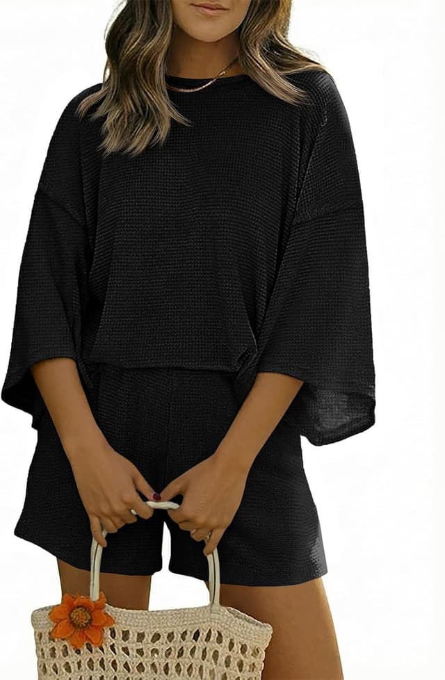 Detalle de Tankaneo Women’s Waffle Knit 2-Piece Lounge Set: 3/4 Sleeve Top & Elastic Waist Shorts