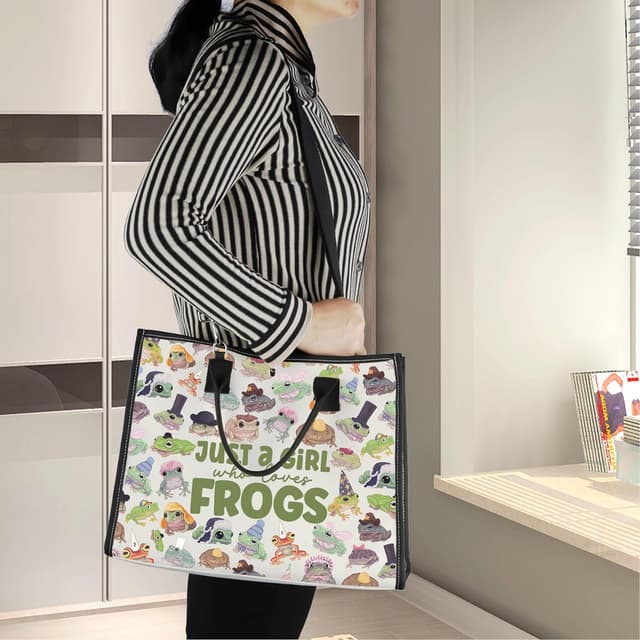 Detalle de LEVLO Funny Frog cotton canvas make-up bag – Just A Girl Who Loves Frogs zipper pouch