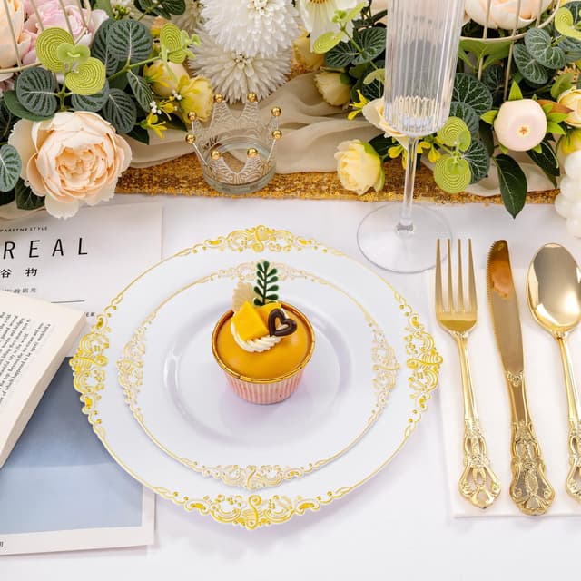 Detalle 2 de Joyido 102PCS White and Gold Heavy-Duty Plastic Plates (51 7.5" Dessert + 51 10.25" Dinner)