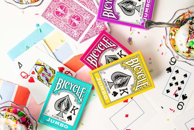 Thumbnail 5 de Bicycle Nertz Card Game, 8-Deck Jumbo Index