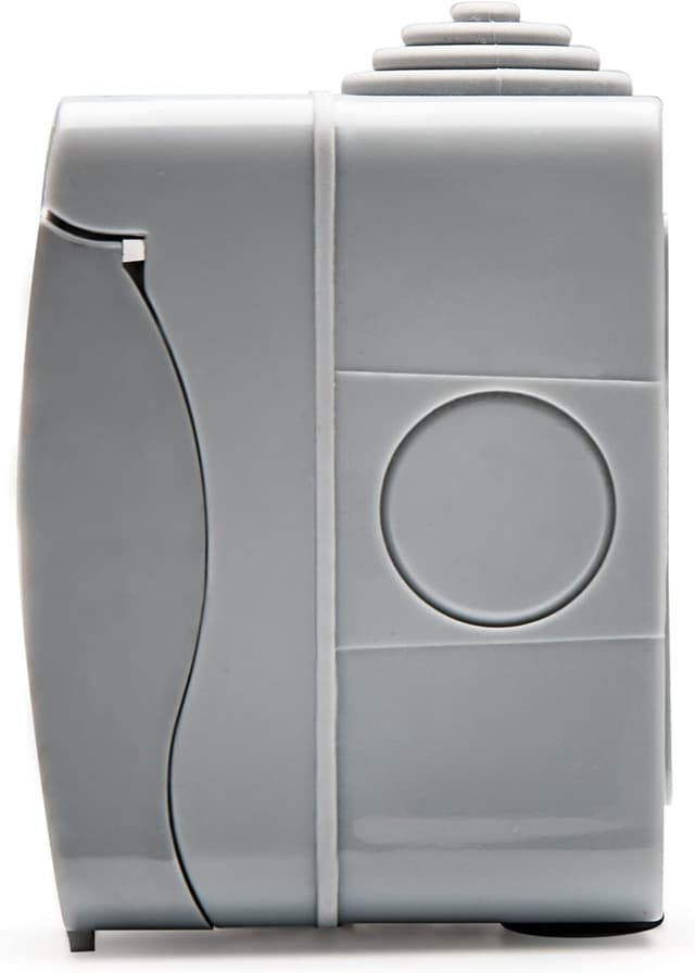 Detalle de Famatel 19068 Base19068 étanche IP55 16 A - 250 V