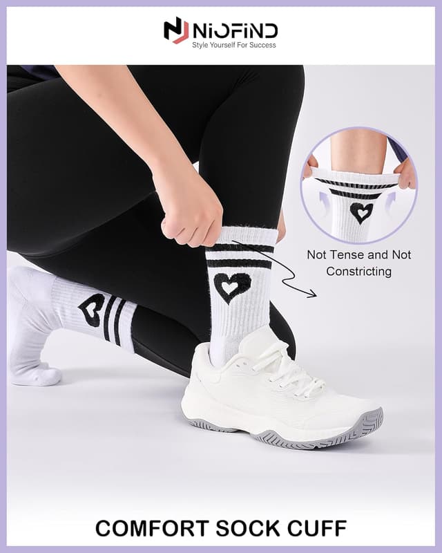 Detalle de Niofind Calzini da tennis da donna alti (3 paia) con cuore, bianchi e neri, comodi per corsa e tutti i giorni