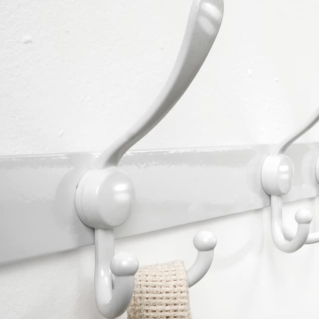Detalle 2 de HONSKY Over Door Hook – Stylish 5 Triple Hooks (White) door towel rack