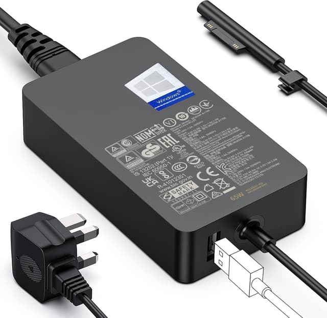 Detalle de Microsoft Surface Pro Charger 65W USB 5W
