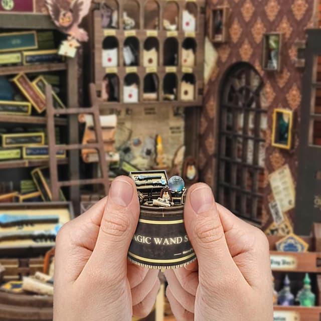 Thumbnail 4 de Book Nook Kit for Adults