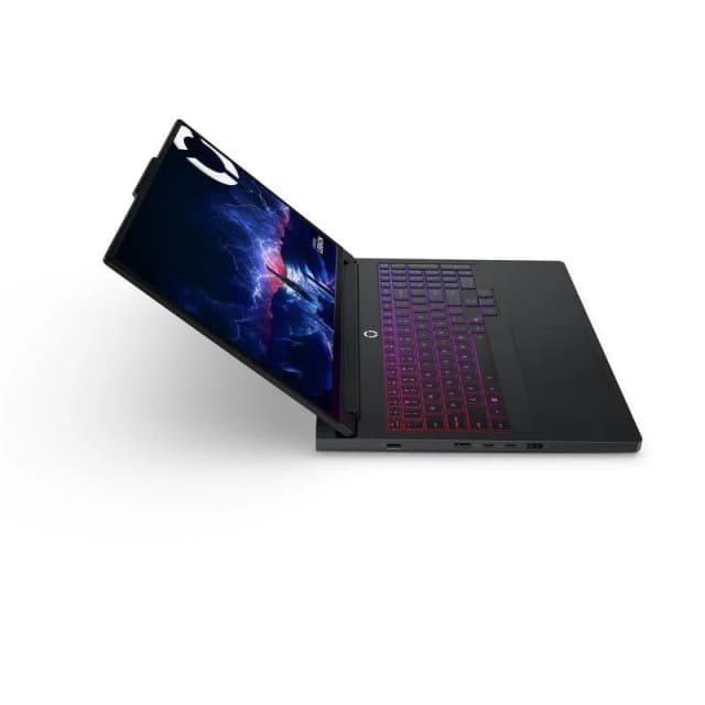 Detalle de Lenovo Legion Pro 7 16IAX10H OLED de 16" con Intel Core Ultra 9, 64GB RAM y RTX 5090