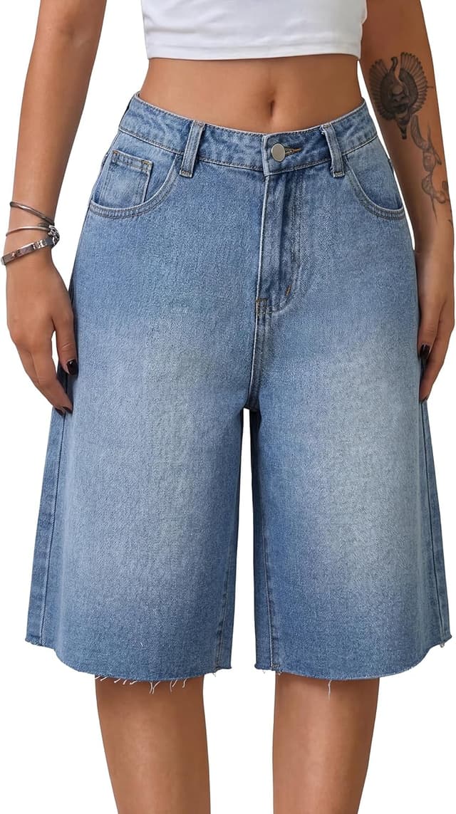 Detalle 2 de Women’s denim jorts with baggy fit