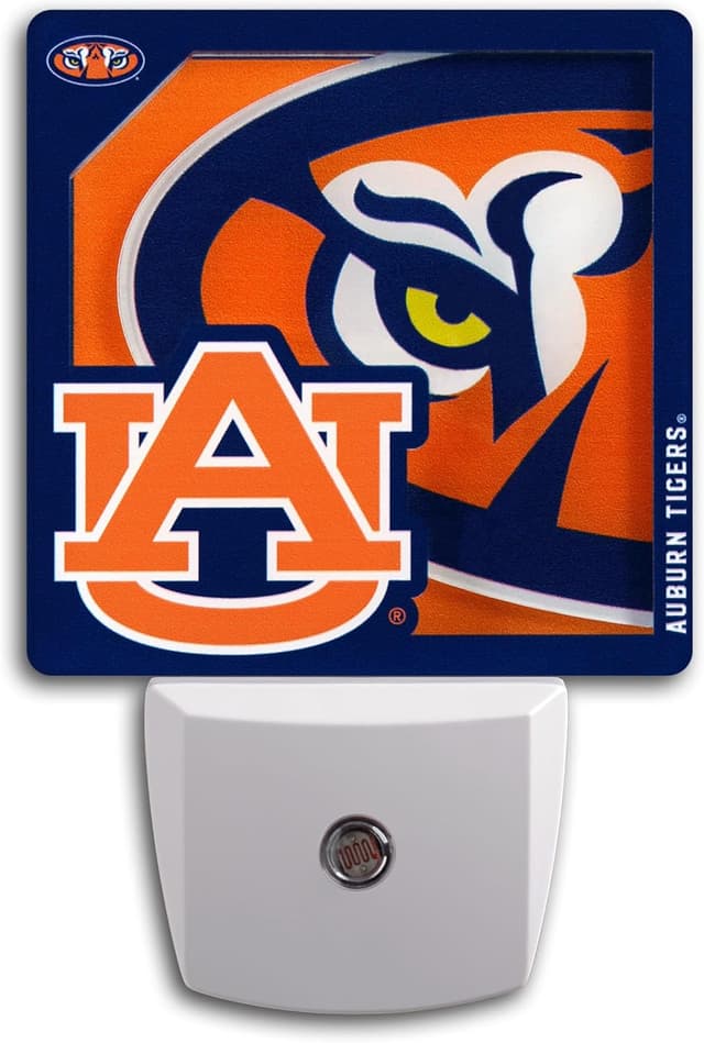 Detalle de YouTheFan NCAA Logo Series Nite Light with Soft 3D Glow Effect