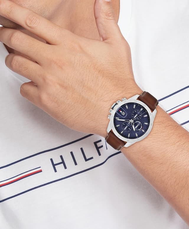 Detalle 2 de Tommy Hilfiger Dual Time Quartz Watch for Men with Dual Strap Options (Stainless Steel Bracelet or Leather Strap)
