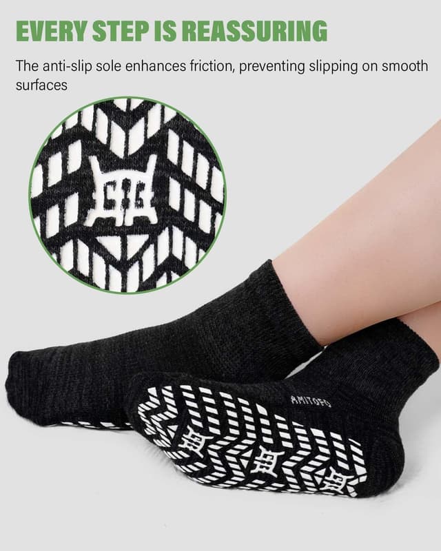 Detalle de ZFSOCK Diabetic Socks for Women – Bamboo ankle socks with non-slip grip and extra-wide top