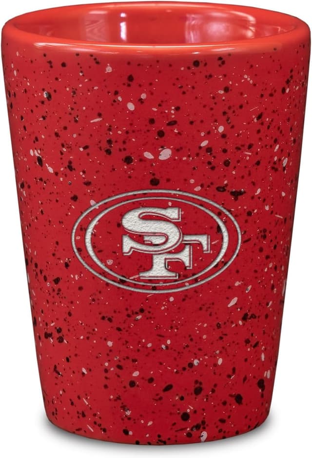 Detalle de Rico Industries NFL Team Logo Wordmark Ceramic 2oz Shot Glass