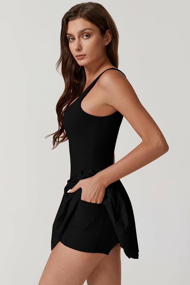 Detalle de QINSEN Women’s Square Neck Tennis Dress with Pleated Skirt, Built-In Shorts & Pockets