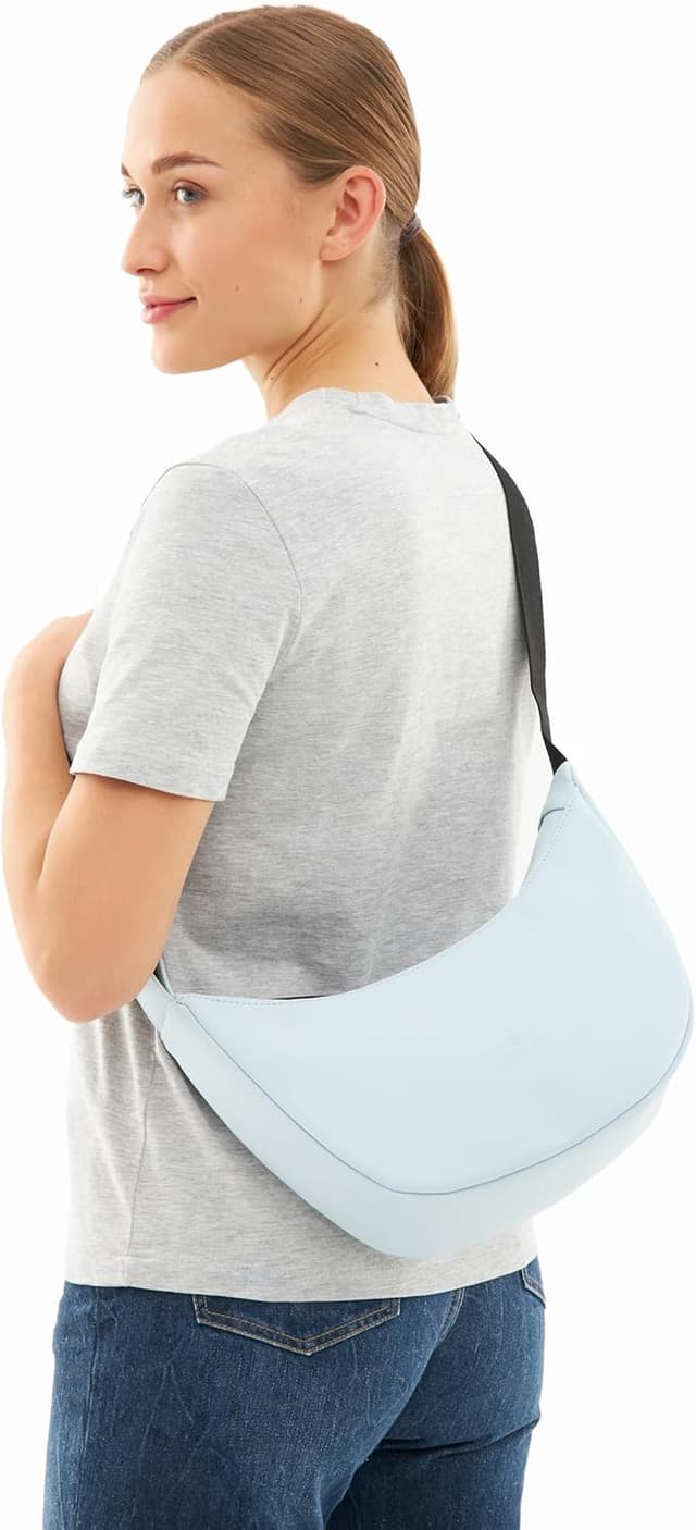 Detalle 2 de Johnny Urban Rory borsa a tracolla mezzaluna idrorepellente unisex (crossbody/moon bag) con tracolla regolabile