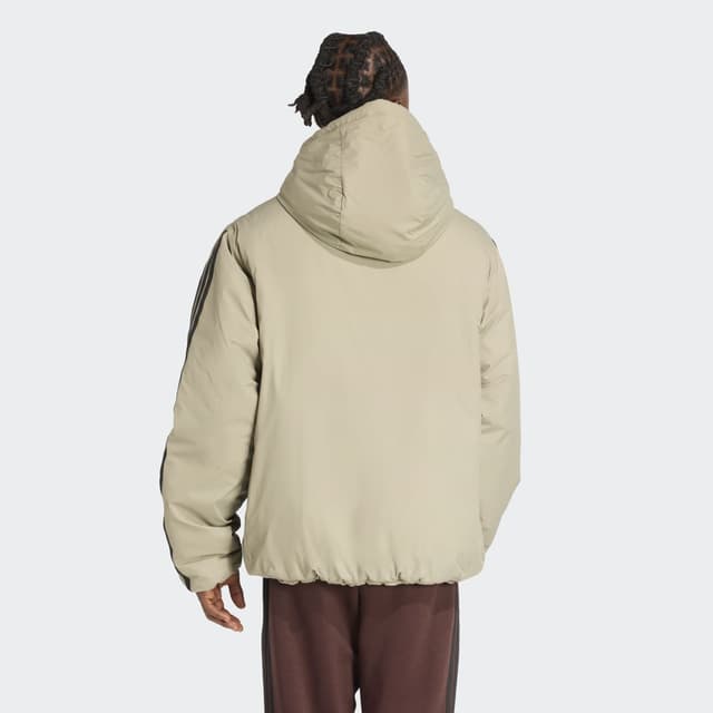 Detalle de adidas Essentials CLIMAWARM Insulated chaqueta
