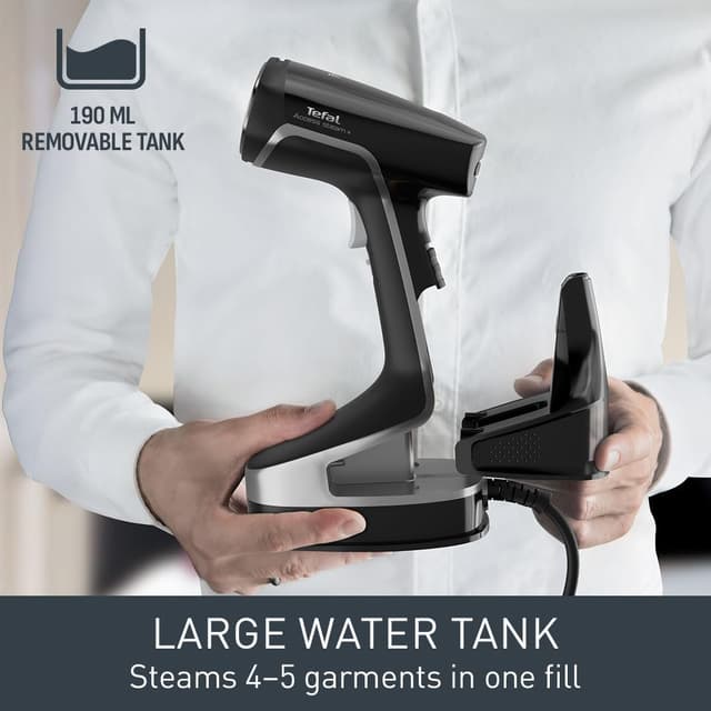 Detalle de Tefal DT8250 Handheld Clothes Steamer (Access Steam Force) – ready in 25 seconds, 90g/min boost, black and silver