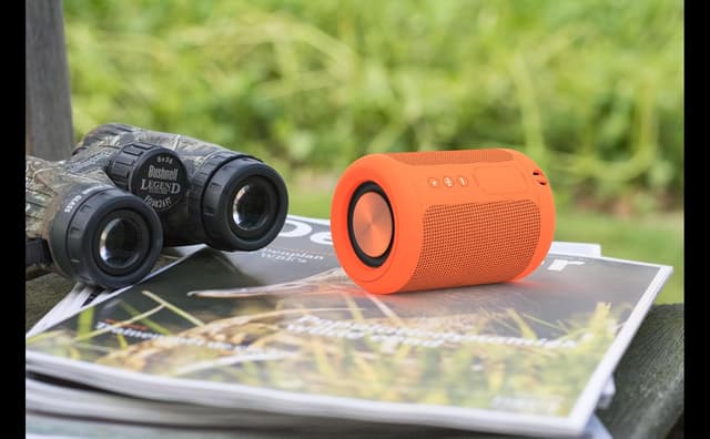 Detalle de YOLOEMOT YOLOEMOT Bluetooth speaker with 12Hrs playtime, IPX5 waterproof and dual pairing