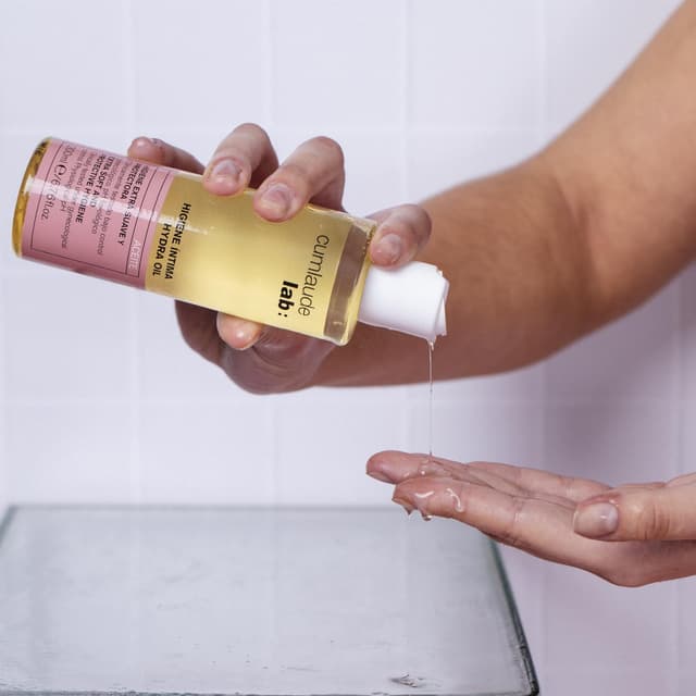 Thumbnail 1 de Cumlaude Lab Hydra Oil 200 ml — aceite limpiador íntimo