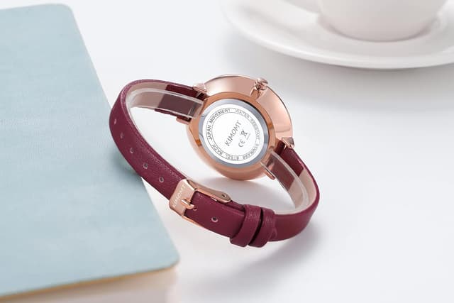 Detalle de KIMOMT montre bracelet femme en cuir à quartz, étanche (modèle mode)
