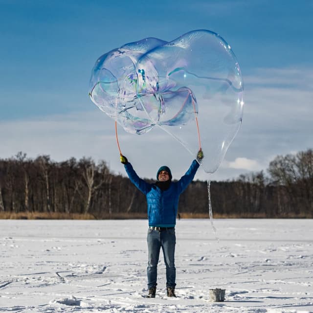 Detalle de Bubble Brothers Seifenblasenflüssigkeit für Riesenseifenblasen (2 x 5 Liter) Nachfüllflasche