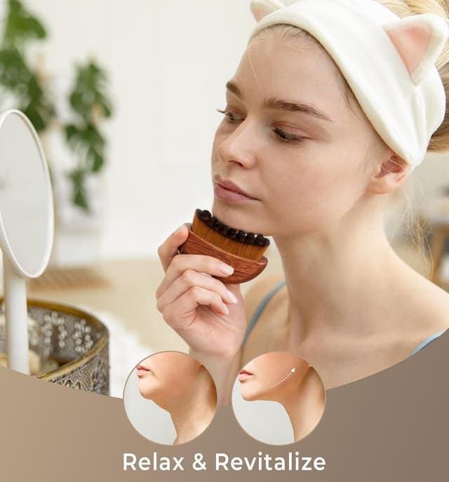 Detalle de Lymphatic Contour Face Brush — Wooden Face Brush for Lymphatic Drainage & Dry Brushing Massage