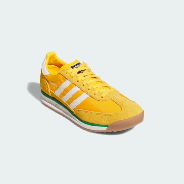 Detalle 2 de adidas Zapatilla SL 72 Rs amarilla: estilo retro para el día a día