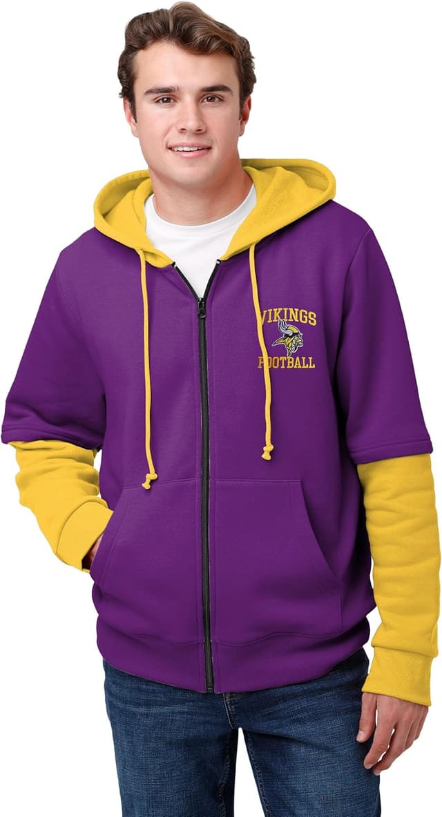 Detalle de FOCO NFL Men’s Team Logo Wordmark Long Sleeve Hooded Button-Up Shirt