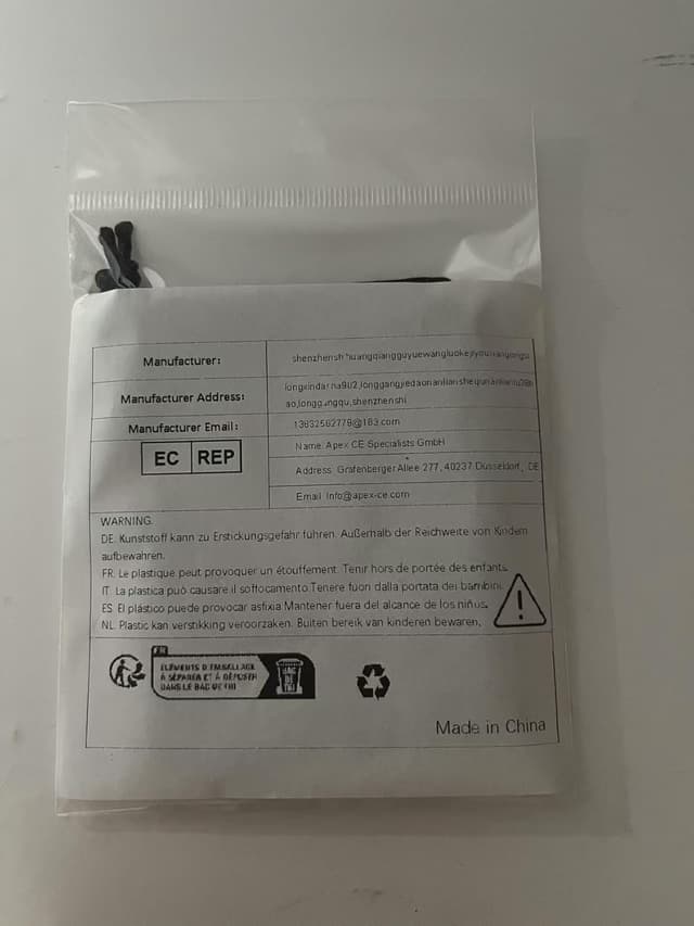 Detalle 2 de Bague femme MAGIIE en acier inoxydable, finition or, anneau 3 mm (tailles 10, 12, 14, 17)