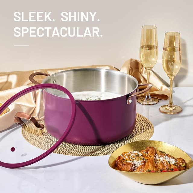 Detalle de CAROTE 8QT stainless stockpot for even heating