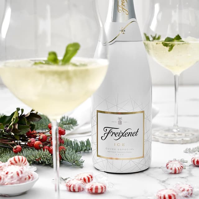 Detalle 2 de Freixenet Cava Pack 3x750ml 🥂