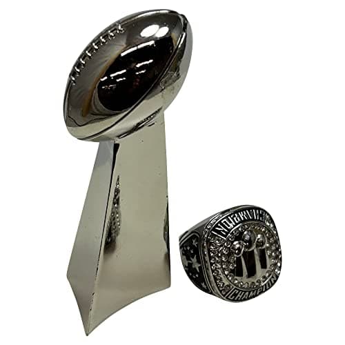 Thumbnail 3 de Express Medals Champion Football Trophy set ๐