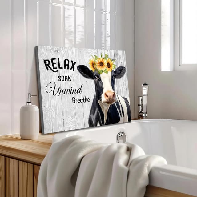 Detalle 2 de Funny Cow Bathroom Wall Art (Relax Soak Unwind Breathe) 30 x 40 cm rustic farmhouse cow print