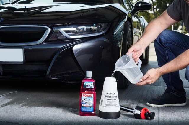 Thumbnail 3 de SONAX XTREME RichFoam Shampoo 1 L