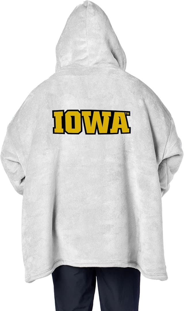 Detalle 2 de Northwest NCAA Hoodler Oversized Sherpa Pullover with Embroidered Logo (Plush Fleece Blanket Sweatshirt)