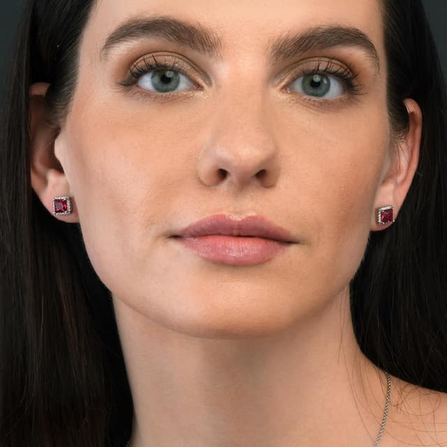 Detalle 2 de Diamond Treats orecchini da donna in argento sterling 925 con zirconi quadrati (8x8 mm) in confezione regalo