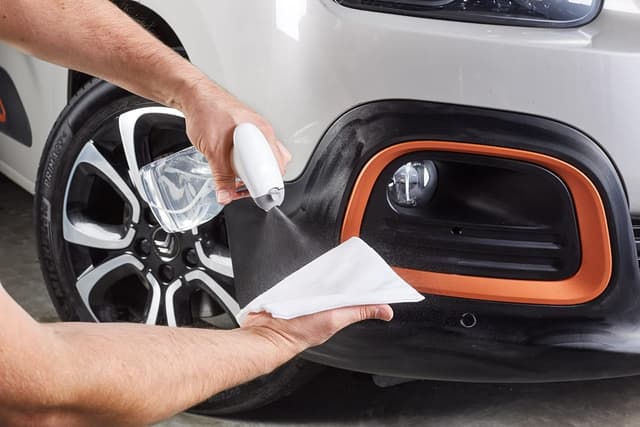 Thumbnail 4 de SONAX Renovador Plásticos 100 ml - Revive el Color