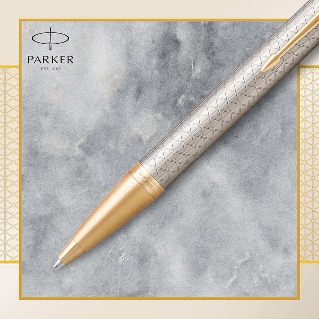 Detalle 2 de Parker IM Bolígrafo Plata con Adorno Dorado