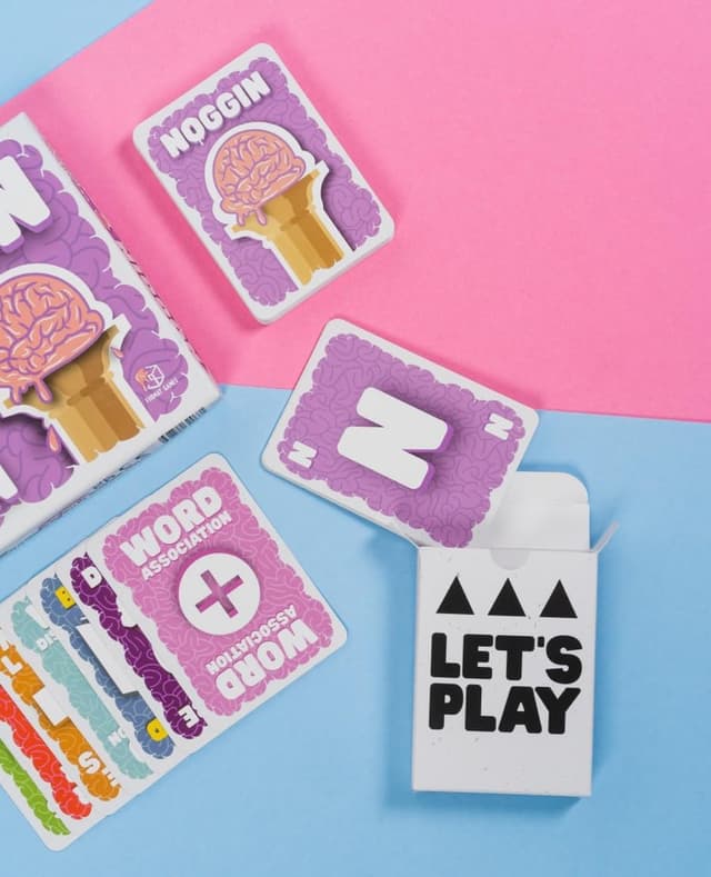 Detalle 2 de Format Games Noggin card game โ Ages 12+ ๐ฒ