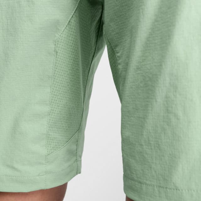Detalle 2 de Siroko Gravel-Short-W pantalón corto gravel mujer