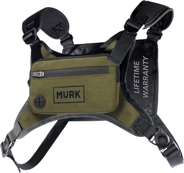 Detalle de MVRK Water Resistant Chest Pack 4x7 in
