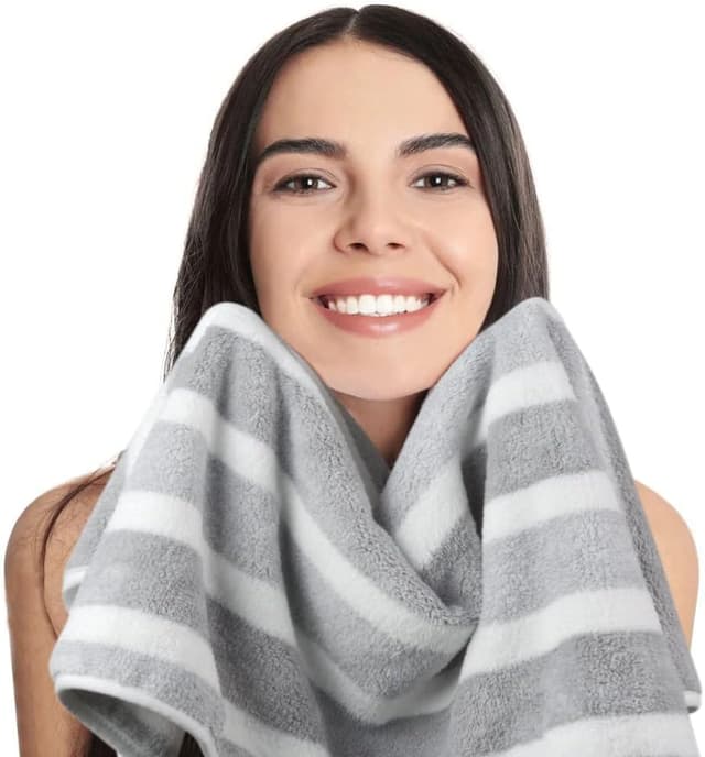 Detalle 2 de KinHwa Mikrofaser Handtücher 4er Pack 40x76