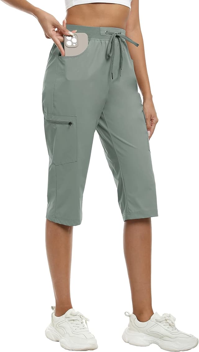 Detalle de MoFiz Women’s Capri Pants — Lightweight “Ice Cool” Cargo Capris with UPF 50+ & Zipper Pockets